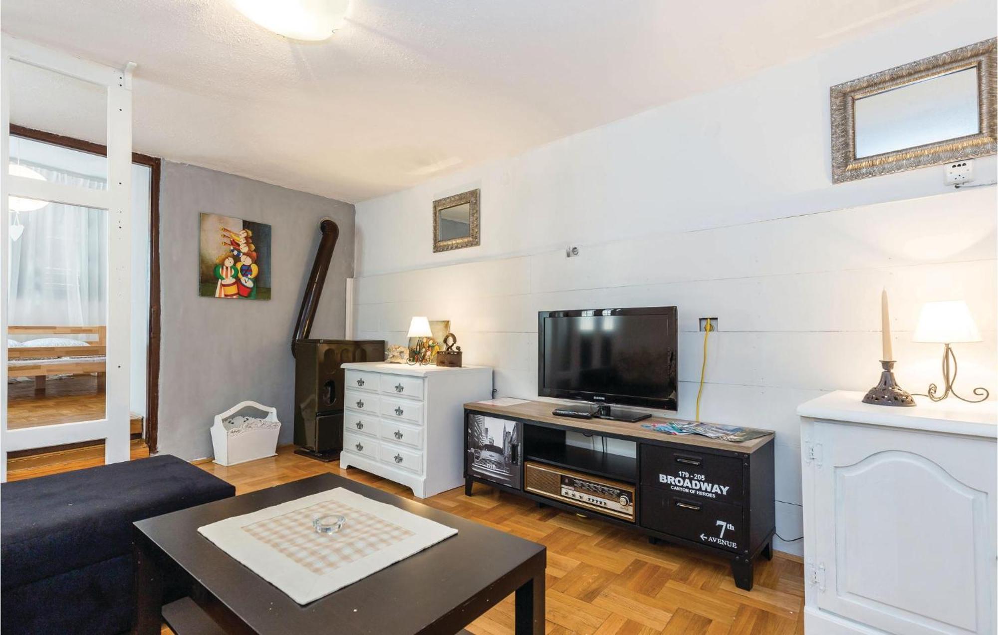 Amazing Apartment In Novi Vinodolski With Wifi Esterno foto